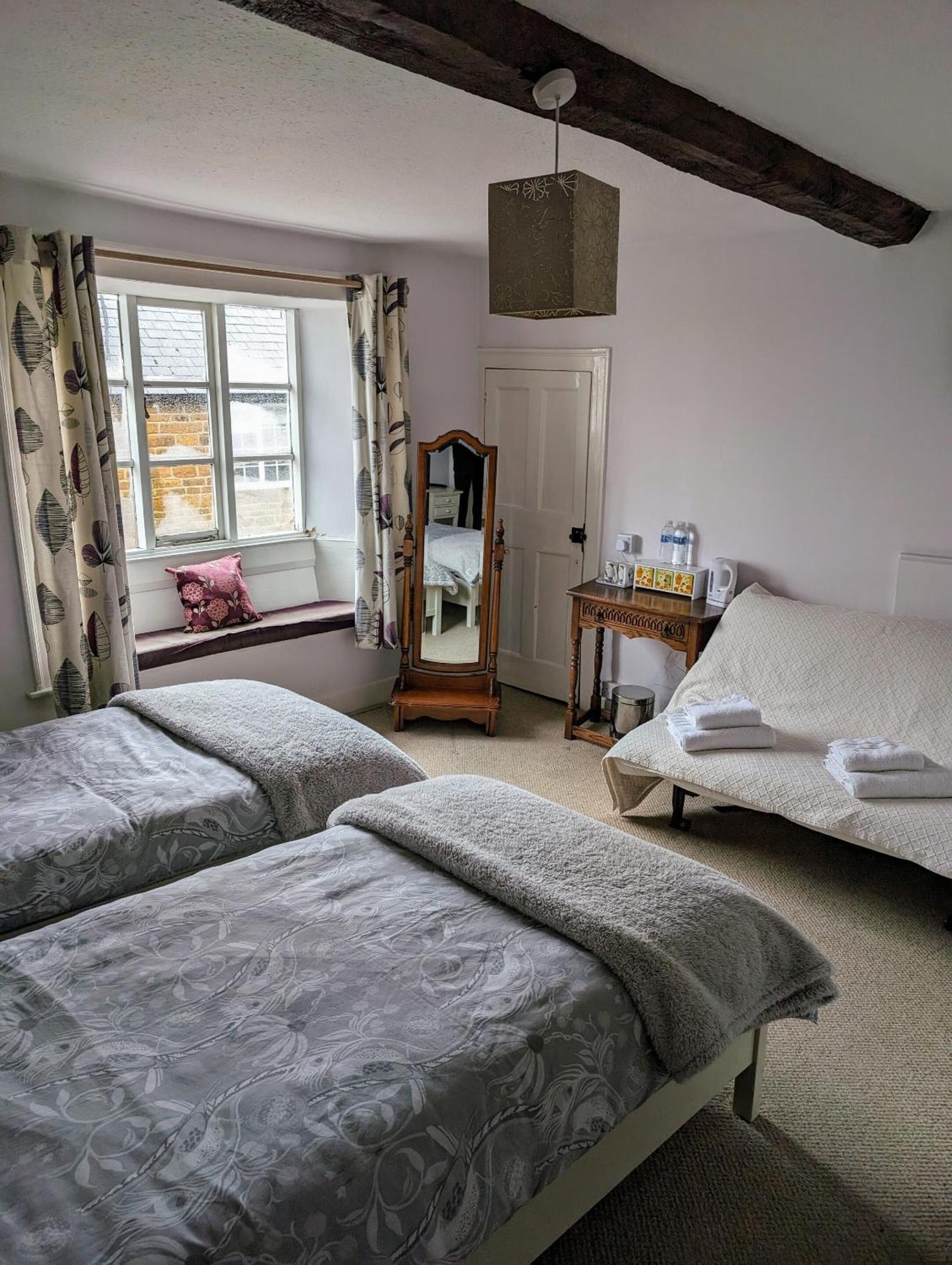 เดอะ บาร์โทโลมิว อาร์ม Bed & Breakfast Maidford ภายนอก รูปภาพ